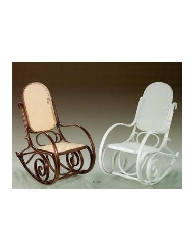 Mecedora clásica de madera de haya