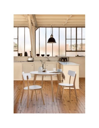 Silla de madera combinada en color blanco y...