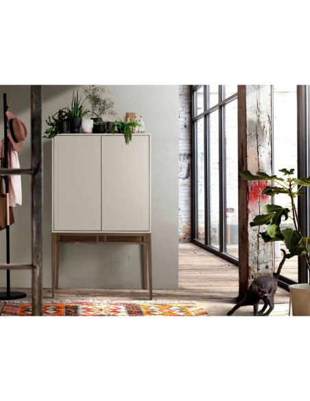 Aparador alto madera beige y nogal