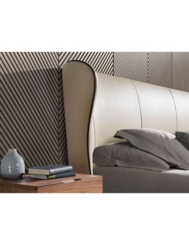 Cama polipiel color crema