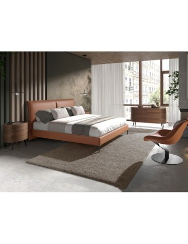 Cama polipiel color marrón