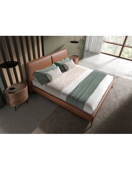 Cama polipiel color marrón