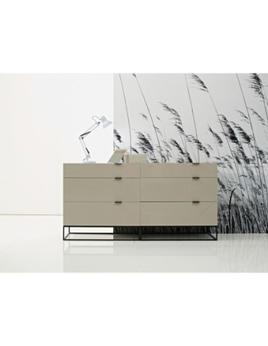 Cómoda madera gris y acero negro