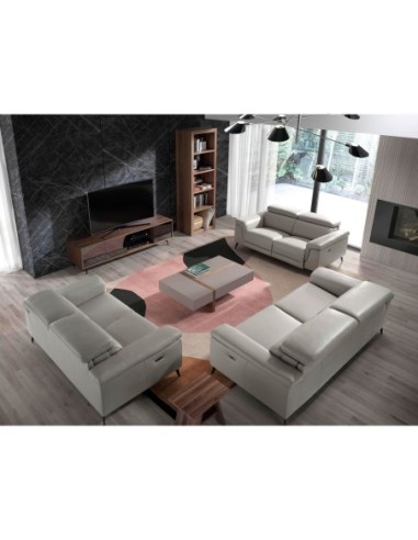 Estantería de madera nogal