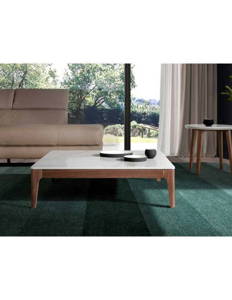 Mesa centro cuadrada mármol porcelánico y nogal