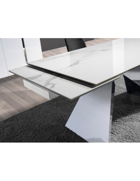 Mesa comedor extensible rectangular mármol porcelánico y acero cromado