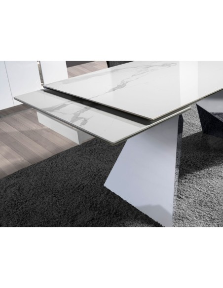 Mesa comedor extensible rectangular mármol porcelánico y acero cromado
