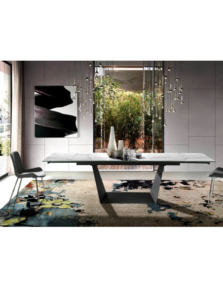 Mesa comedor extensible rectangular mármol porcelánico y acero negro
