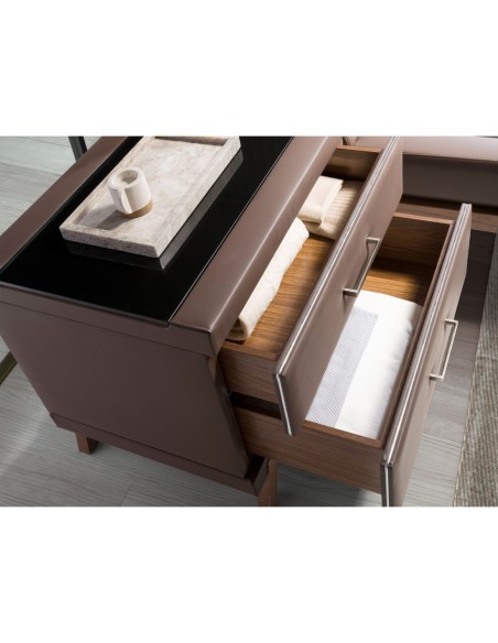 Mesita de noche polipiel y nogal con tapa de cristal negro