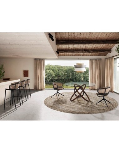 Silla giratoria rattan y terciopelo marrón