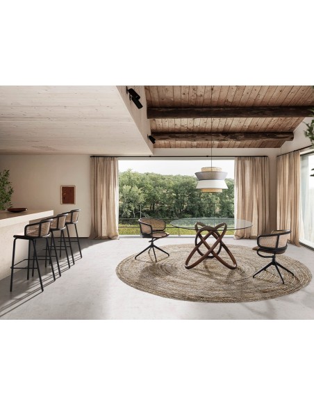 Silla giratoria rattan y terciopelo marrón