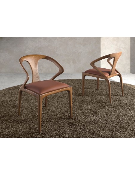 Silla nogal y polipiel marrón