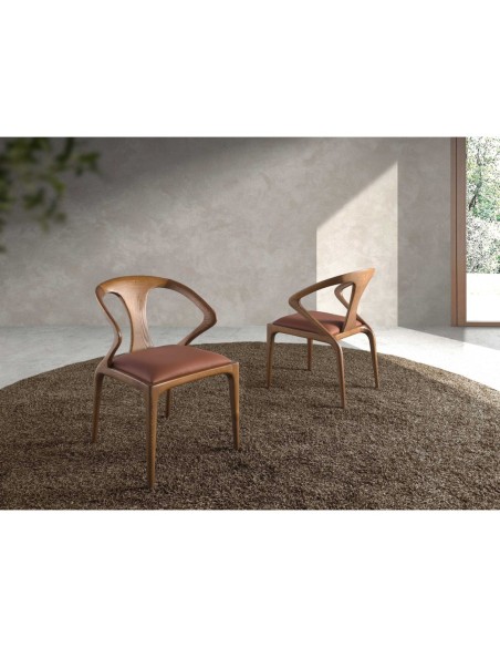 Silla nogal y polipiel marrón