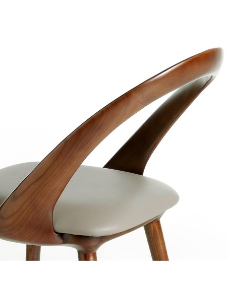 Silla nogal y polipiel visón