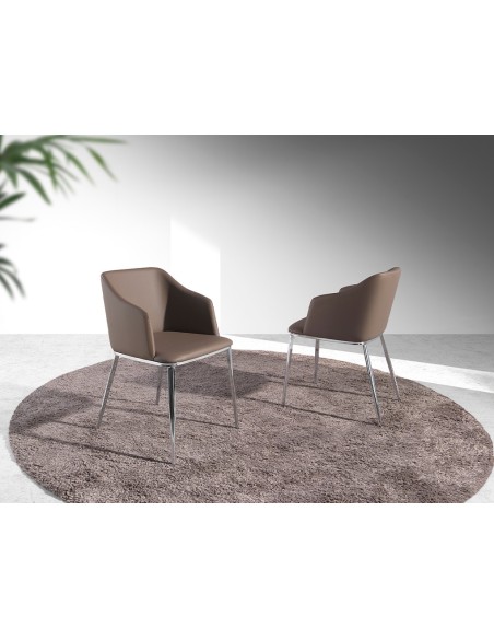 Silla polipiel marrón