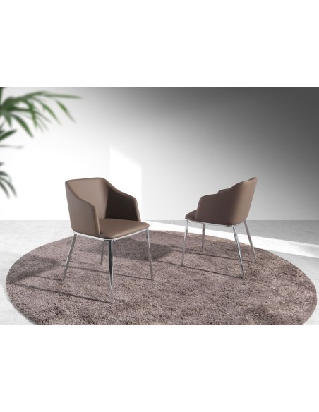 Silla polipiel marrón