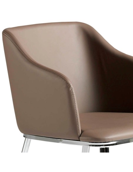 Silla polipiel marrón