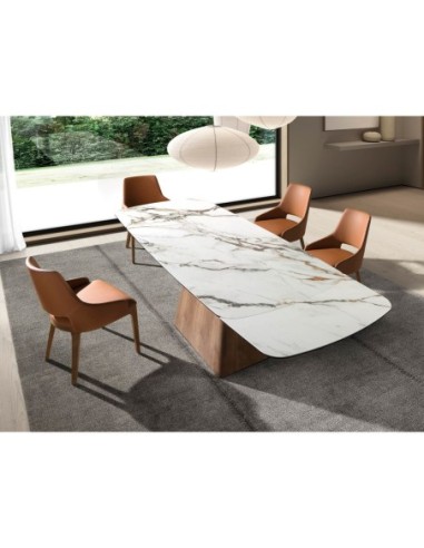 Silla polipiel marrón