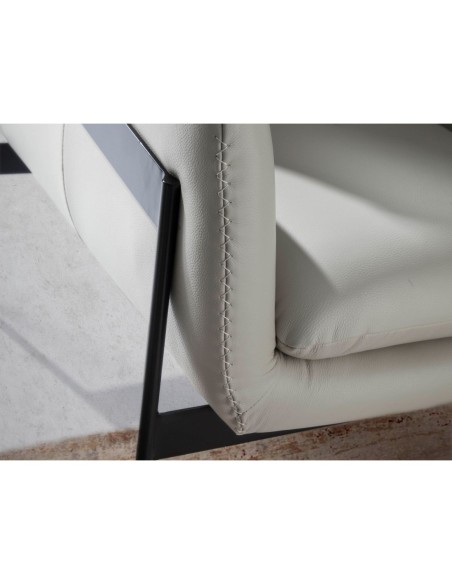 Sillón piel gris perla